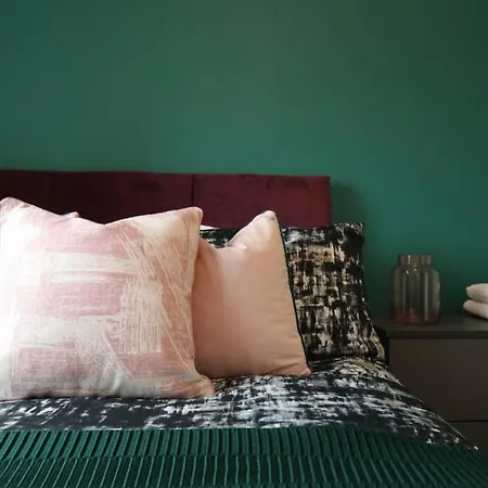 The Cross Green - Leeds 2bed Apt With Free Parking Leeds (West Yorkshire)