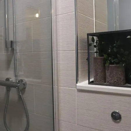 The Cross Green - Leeds 2bed Apt With Free Parking Apartamento *